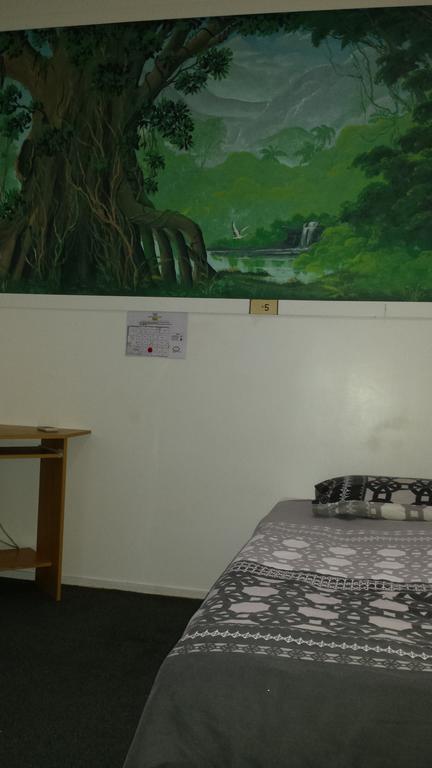 Gecko'S Rest Budget Accommodation & Backpackers Mackay Room photo